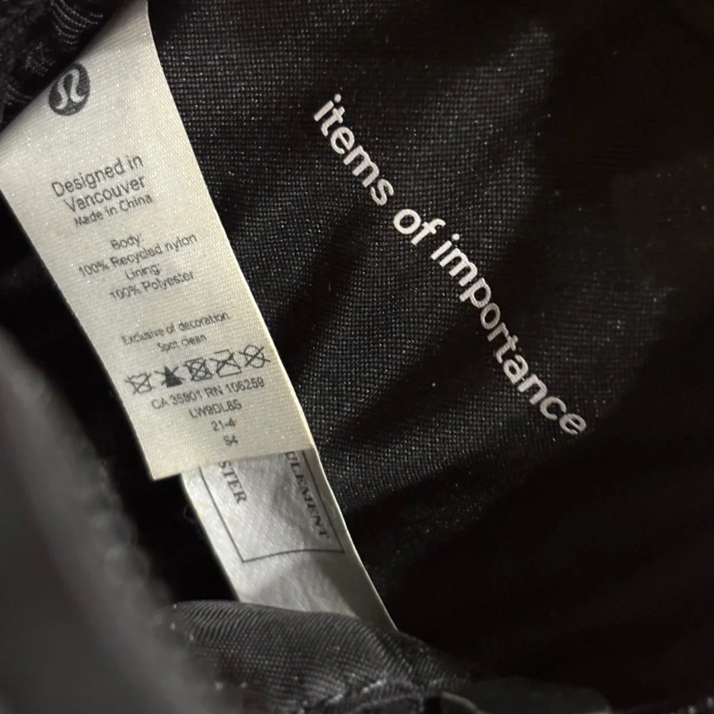 lululemon On-the-Go Clip Pouch | Black | Recycled Nylon | Barely Used